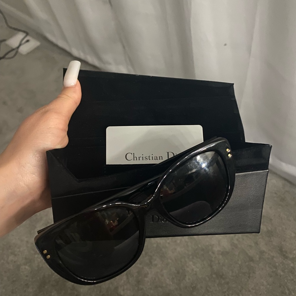 AUTHENTIC DIOR SUNGLASSES